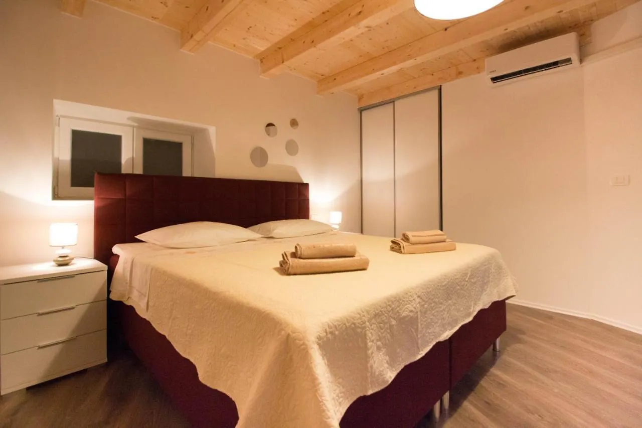 Wonderful Villa Antonici With Private Pool Near Pula - Wiibuk Ližnjan